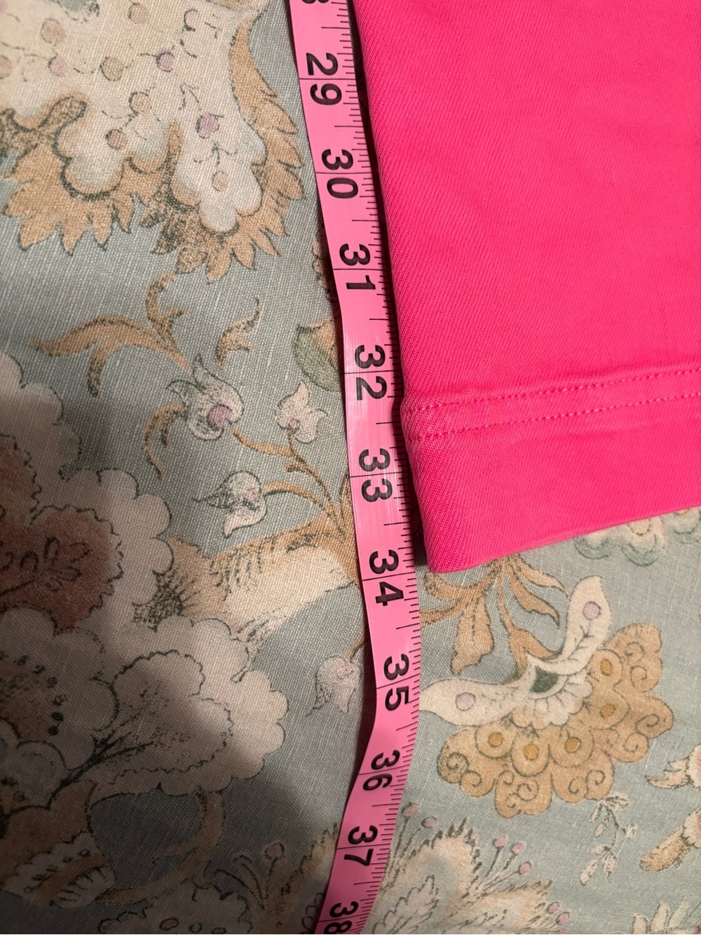 Alice + Olivia BRIGHT Pink Bootcut Jeans Size 26 - Picture 3 of 9